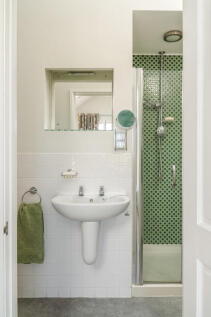 298568 - Greystones_Faringdon_HighRes-73.jpg