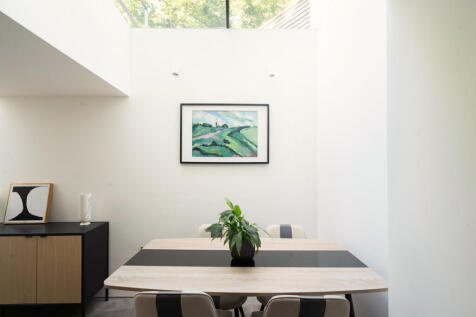 299054 - HILL-HOUSE-ROAD-08.jpg
