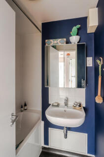 297806 - 40 Carradale House-41.jpeg