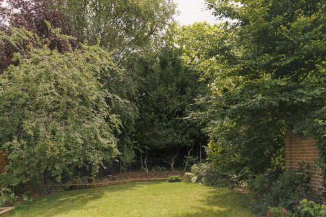 299428 - OAKFIELD-GARDENS-26.jpg
