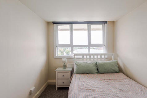 302943 - Flat 17, Edrich House-11.jpeg