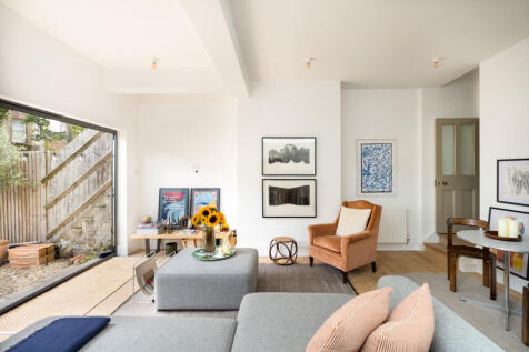 303070 - 250801_TMH_138_Barcombe_Avenue_007.1_R...