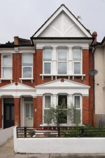 302867 - HUNTLY-ROAD-SE25-01.jpg