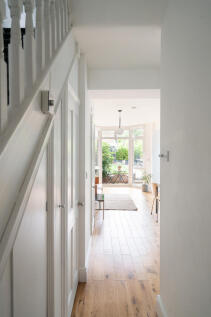 302871 - HUNTLY-ROAD-SE25-05.jpg