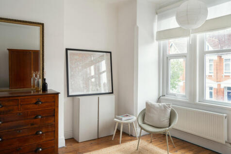 302906 - HUNTLY-ROAD-SE25-40.jpg