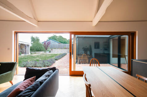 301193 - The Stables, Manor Farm_Inigo-11.jpg