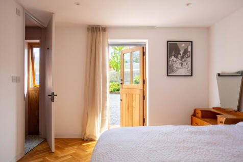 301204 - The Stables, Manor Farm_Inigo-22.jpg