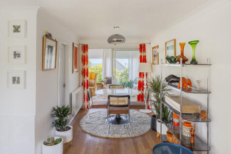 160509 - GWELANMOR ROAD, ST IVES-6.jpg