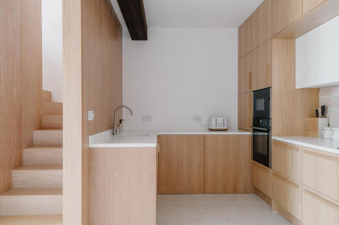 300169 - Marine Terrace_Flat 5_Hig Res-18.jpg