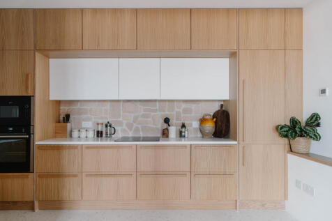 300168 - Marine Terrace_Flat 5_Hig Res-17.jpg