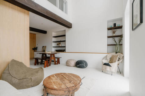 300160 - Marine Terrace_Flat 5_Hig Res-9.jpg