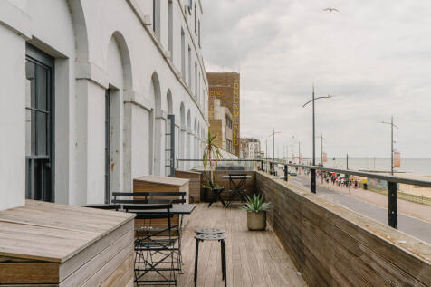 300175 - Marine Terrace_Flat 5_Hig Res-24.jpg