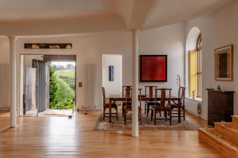 302980 - Old Chapel House 12.jpg