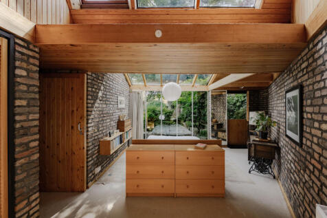 301080 - 1 Church Lane 67.jpg