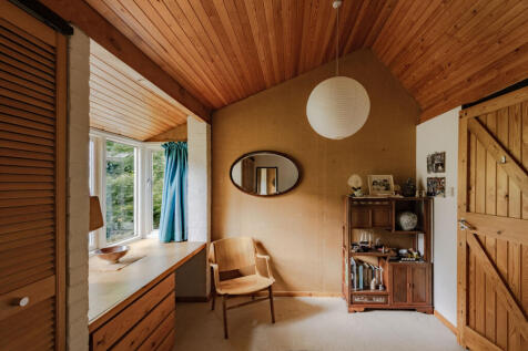 301077 - 1 Church Lane 64.jpg