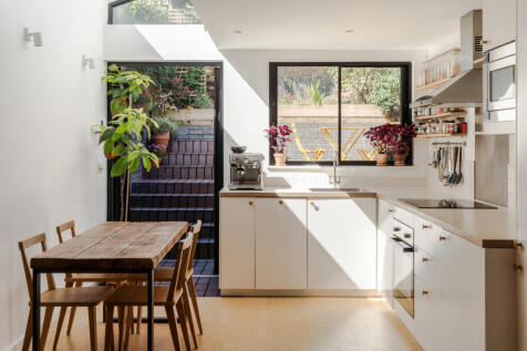 307258 - 8 Foxwell Mews-42.jpeg