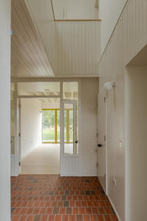 304977 - TMH_CHARLES MOORE PLACE (H7)-10.JPG