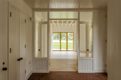 304931 - TMH_CHARLES MOORE PLACE (H4)-11.JPG