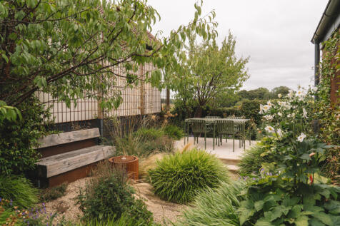 306354 - TheGardenHouse_WheelerEnd_HighRes-60.jpg