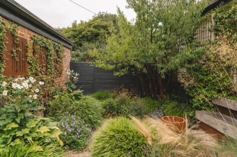 306351 - TheGardenHouse_WheelerEnd_HighRes-57.jpg