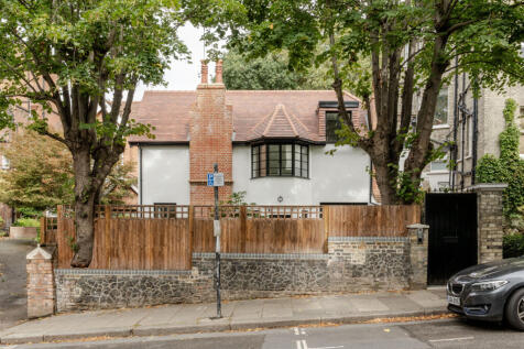 308032 - 20250902-TMH_NETHERHALL-GDNS-6_HI_RES.JPG