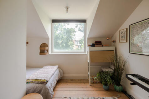 218612 - 21 Ickburgh Road-39.jpg