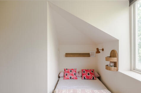 218614 - 21 Ickburgh Road-41.jpg