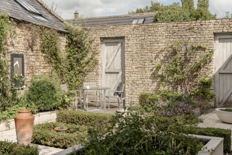 310211 - TMH_ORCHARD HOUSE-55.jpg