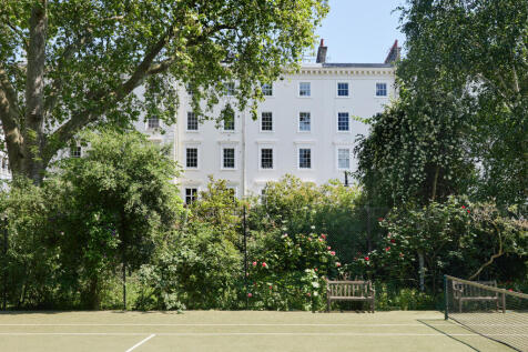 165404 - DGLA1063EcclestonSq.jpg