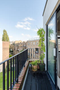 239270 - 7, Granville Court-46.jpg