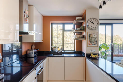 239231 - 7, Granville Court-7.jpg