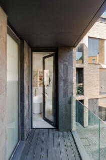 311640 - 4 Cotswold Mews-32.jpeg