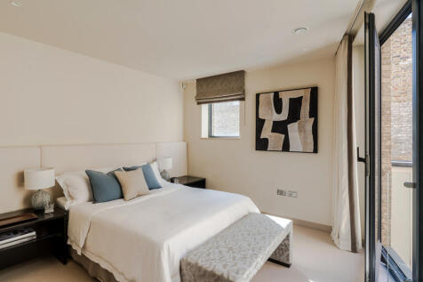 311637 - 4 Cotswold Mews-29.jpeg