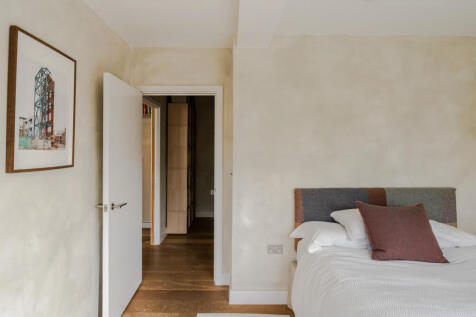 312370 - Flat 2, 110-114 Grafton Road-7.jpeg