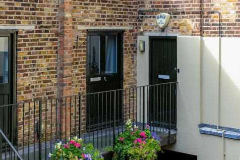 307802 - 250830_TMH_Gattis_Wharf_014.jpg