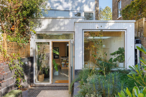 315365 - MordenRdLondon-JSouteyrat-15224.jpg