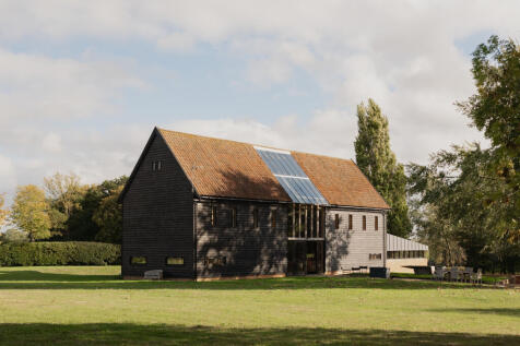 312015 - Old Barn, Chelsworth-62.jpg