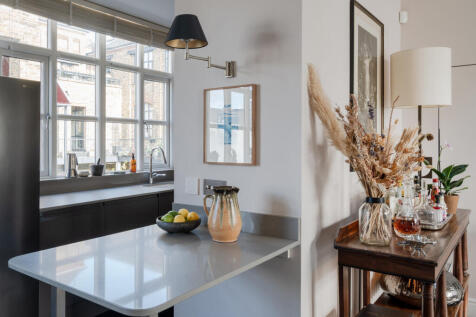 318505 - Independent Place, London E8 - high re...