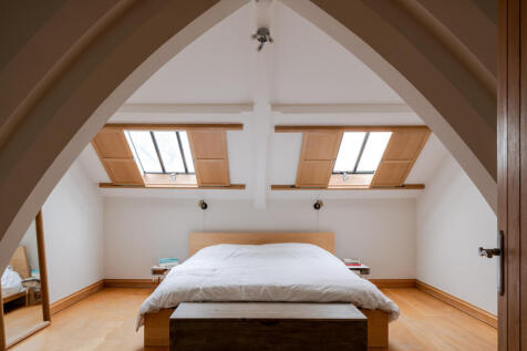 317131 - The Apostles, London SE23 - high res-0...