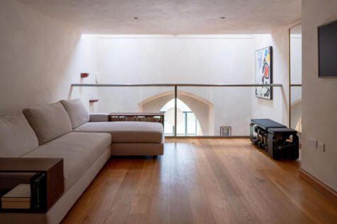 317142 - The Apostles, London SE23 - high res-0...