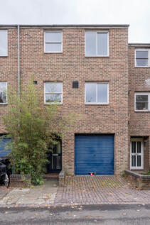 318647 - Vicar&#39;s Close, London E9 - high res-07...