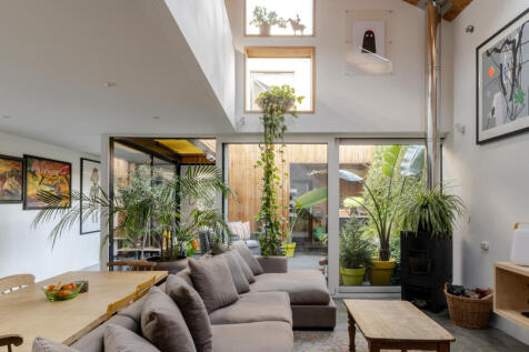 236541 - 20241003-THE-WORKS_HYTHE_TMH-4_HI_RES.JPG