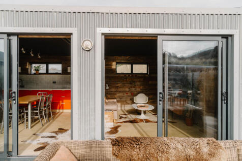 321971 - Second Avenue_Warm-13.jpg