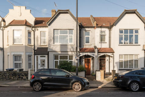322886 - Tottenhall Road, London N13 - high res...