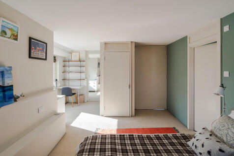 312805 - 50 Winchester Street-42.jpeg