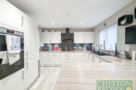 Kitchen &amp; Diner