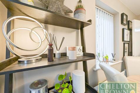 Kitchen &amp; Diner