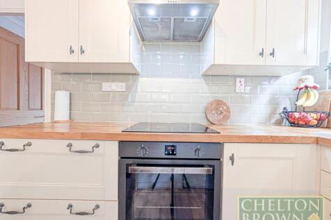 Kitchen &amp; Diner