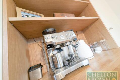 Kitchen &amp; Diner