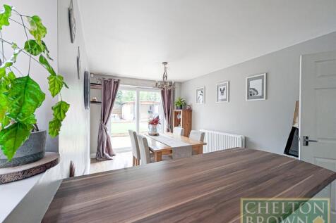 Kitchen &amp; Diner